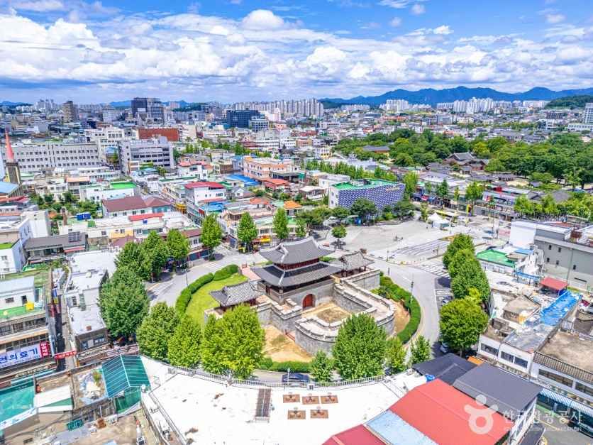 전주 풍남문 여행 추천 - 메고지고 전주 풍남문 여행 추천 - 메고지고