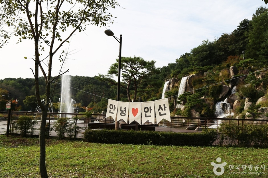 노적봉공원 여행 추천 - 메고지고 노적봉공원 여행 추천 - 메고지고