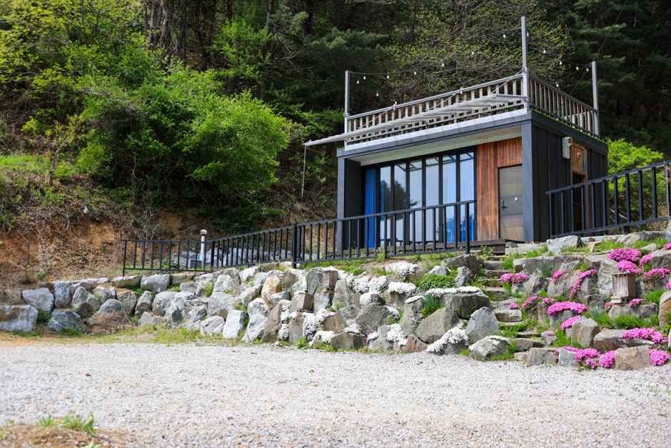 윤오토캠핑장 여행 추천 - 메고지고 윤오토캠핑장 여행 추천 - 메고지고