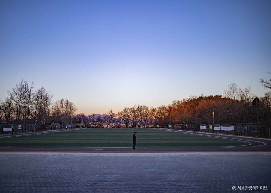 용왕산근린공원 여행 추천 - 메고지고