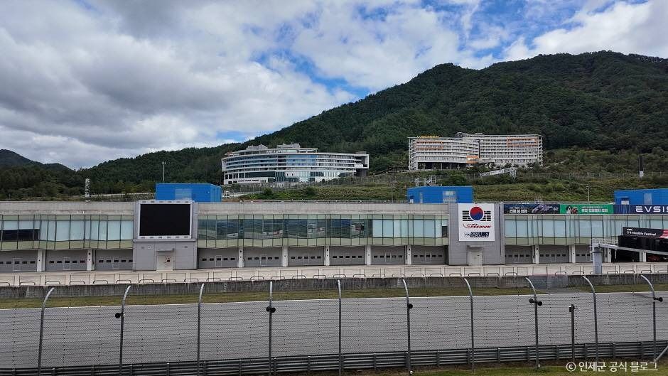 인제스피디움 서킷 여행 추천 - 메고지고 인제스피디움 서킷 여행 추천 - 메고지고