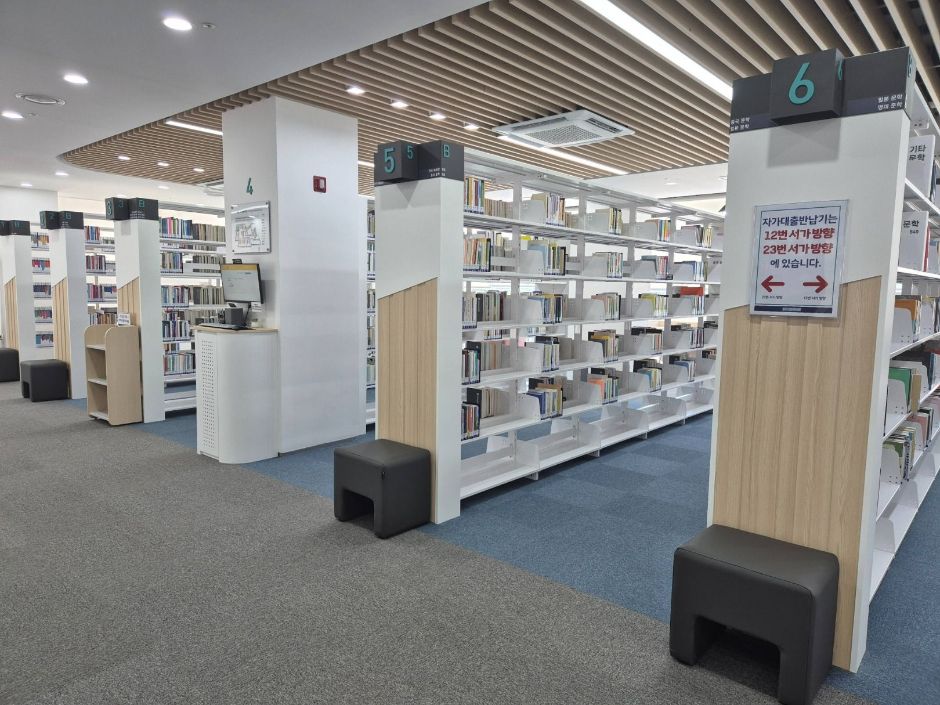 사천시립도서관 여행 추천 - 메고지고 사천시립도서관 여행 추천 - 메고지고