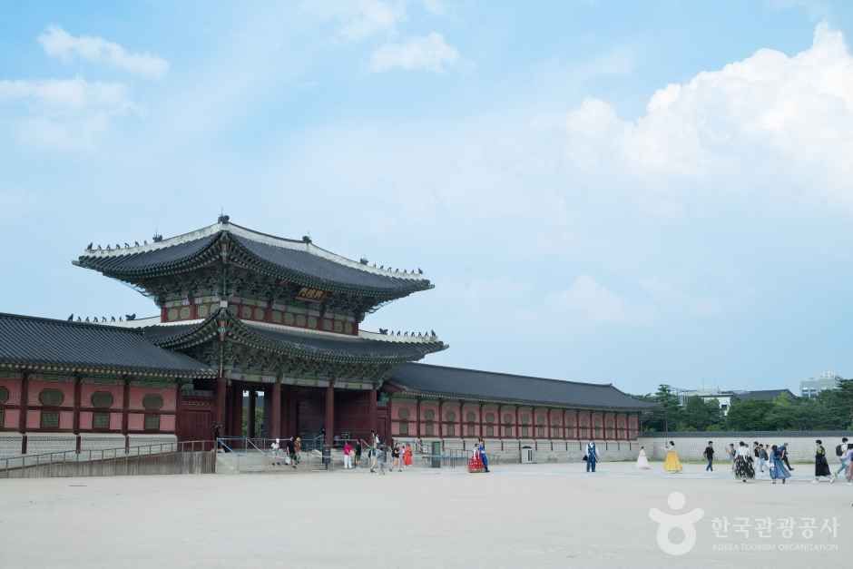 경복궁 여행 추천 - 메고지고 경복궁 여행 추천 - 메고지고