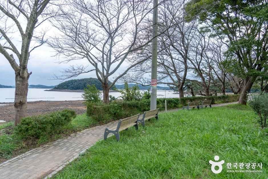 간월호 쉼터공원 여행 추천 - 메고지고