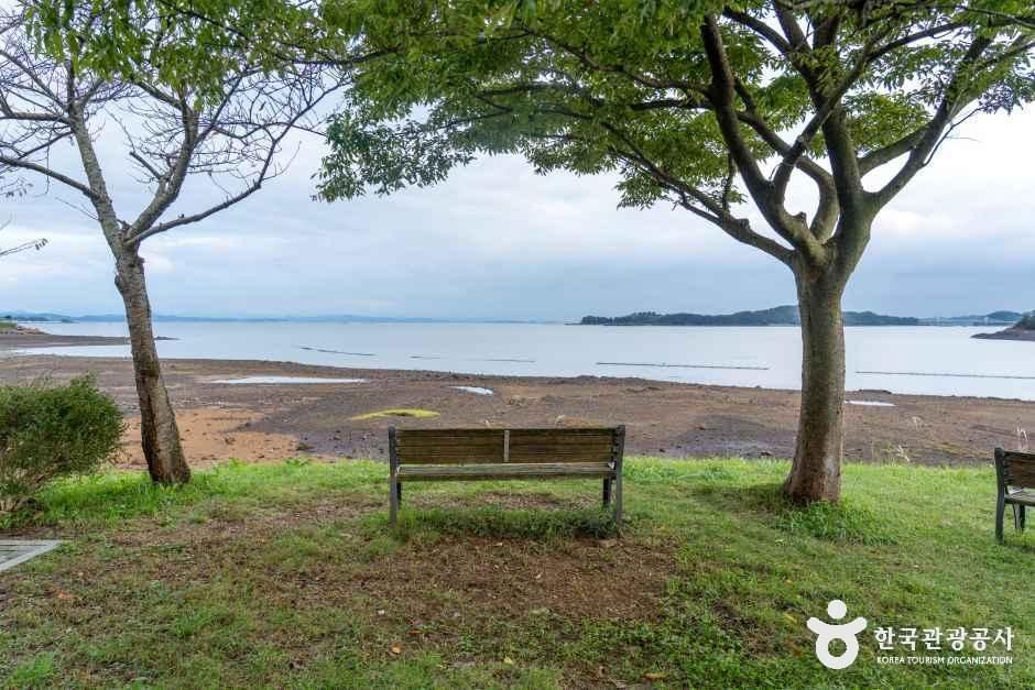 간월호 쉼터공원 여행 추천 - 메고지고
