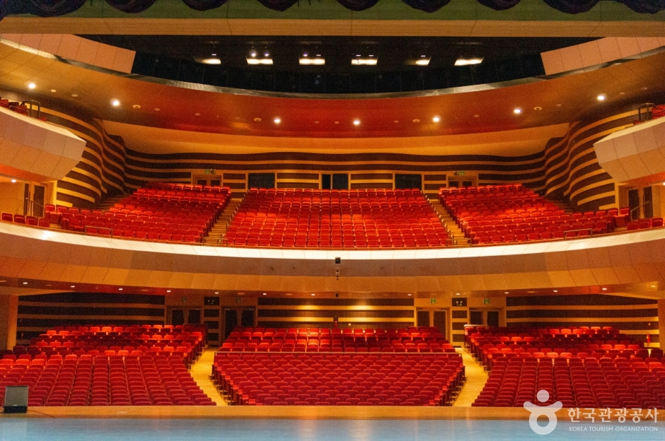 상명아트센터 여행 추천 - 메고지고 상명아트센터 여행 추천 - 메고지고