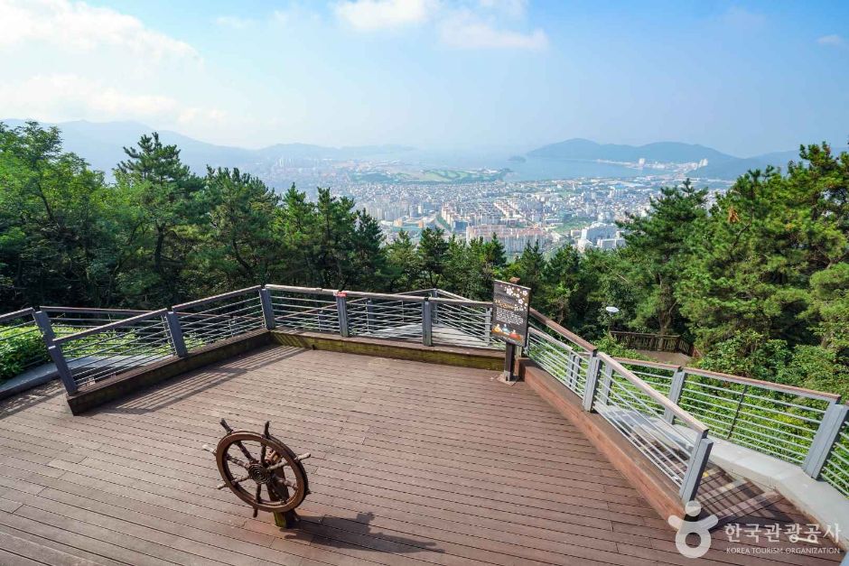 안민고개 만남전망대 여행 추천 - 메고지고