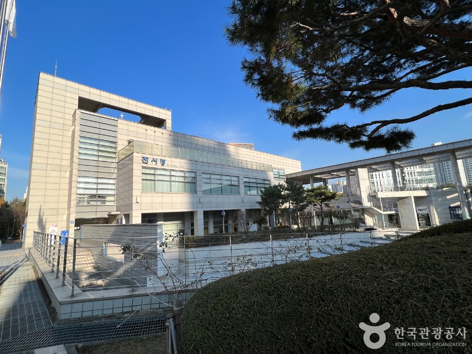 하남문화예술회관 여행 추천 - 메고지고