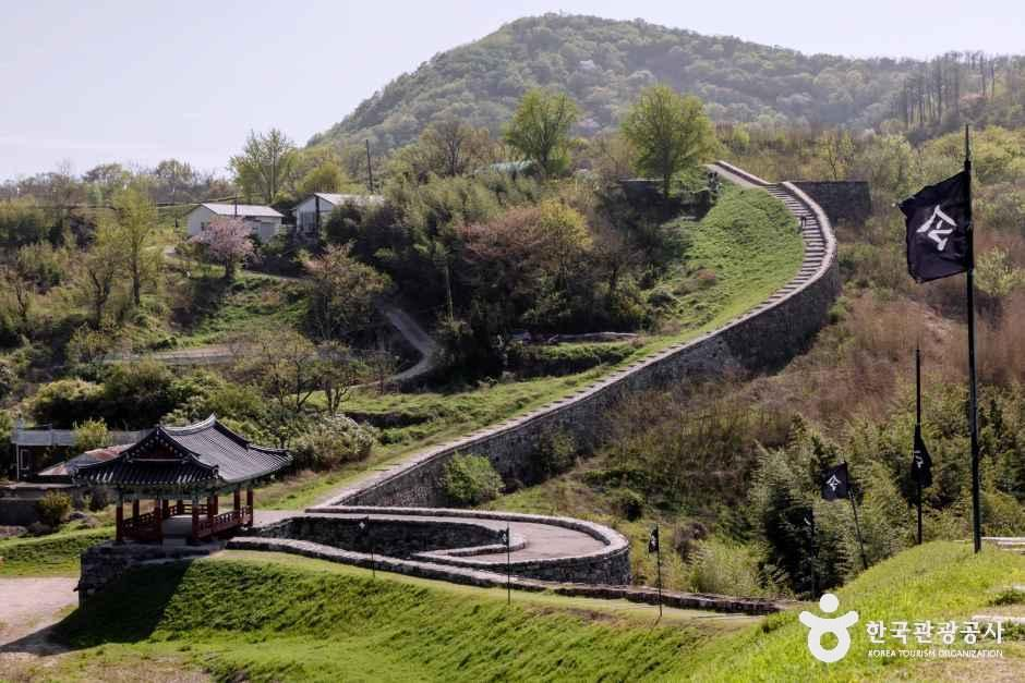 포항 장기읍성 여행 추천 - 메고지고