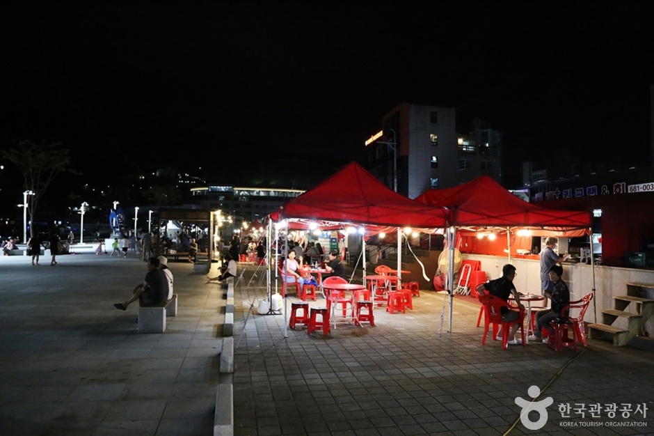 장승포수변공원 여행 추천 - 메고지고 장승포수변공원 여행 추천 - 메고지고