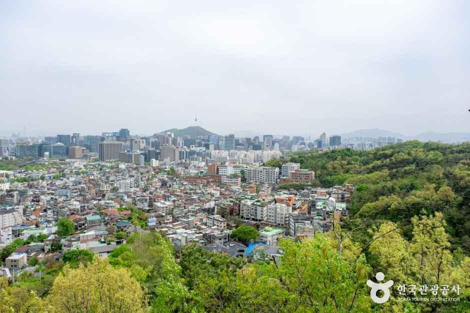 인왕산 무무대 전망대 여행 추천 - 메고지고