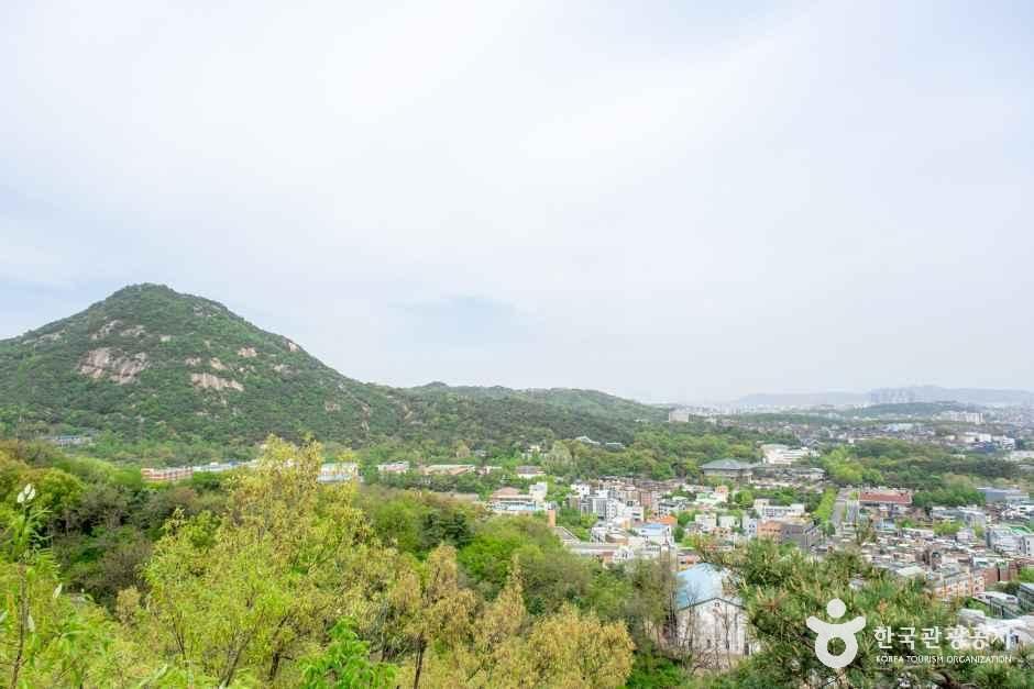 인왕산 무무대 전망대 여행 추천 - 메고지고