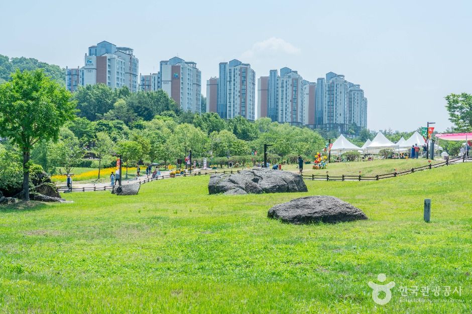 오산 고인돌공원 여행 추천 - 메고지고 오산 고인돌공원 여행 추천 - 메고지고
