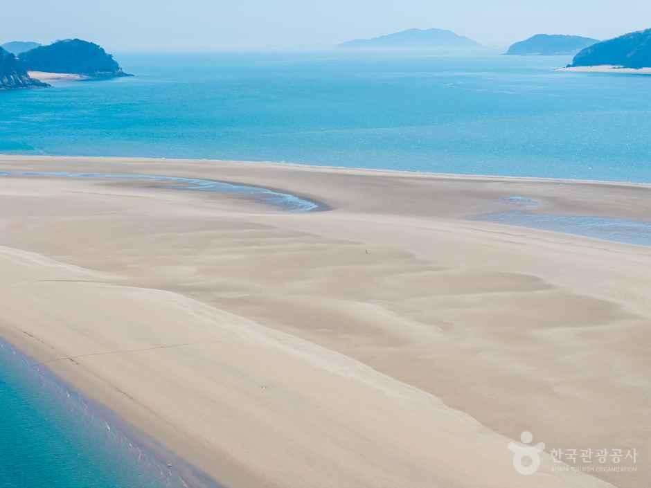 풀등모래섬 여행 추천 - 메고지고 풀등모래섬 여행 추천 - 메고지고