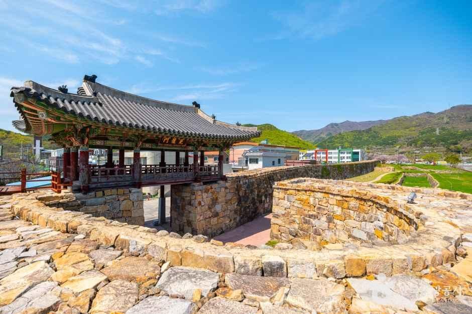 웅천읍성 여행 추천 - 메고지고 웅천읍성 여행 추천 - 메고지고