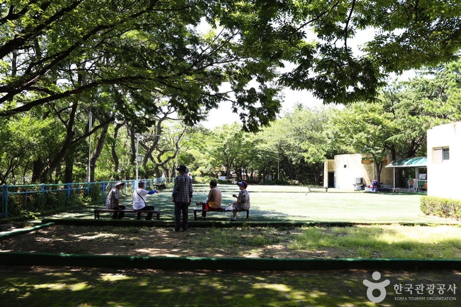 증산공원 여행 추천 - 메고지고 증산공원 여행 추천 - 메고지고