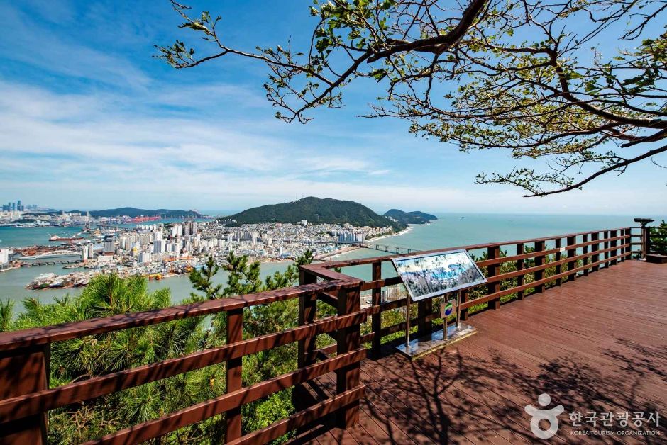 천마산 조각공원 여행 추천 - 메고지고 천마산 조각공원 여행 추천 - 메고지고