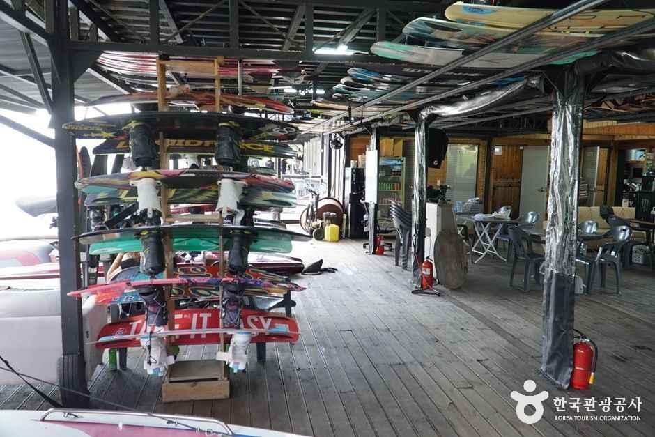 말리부수상레저 여행 추천 - 메고지고 말리부수상레저 여행 추천 - 메고지고