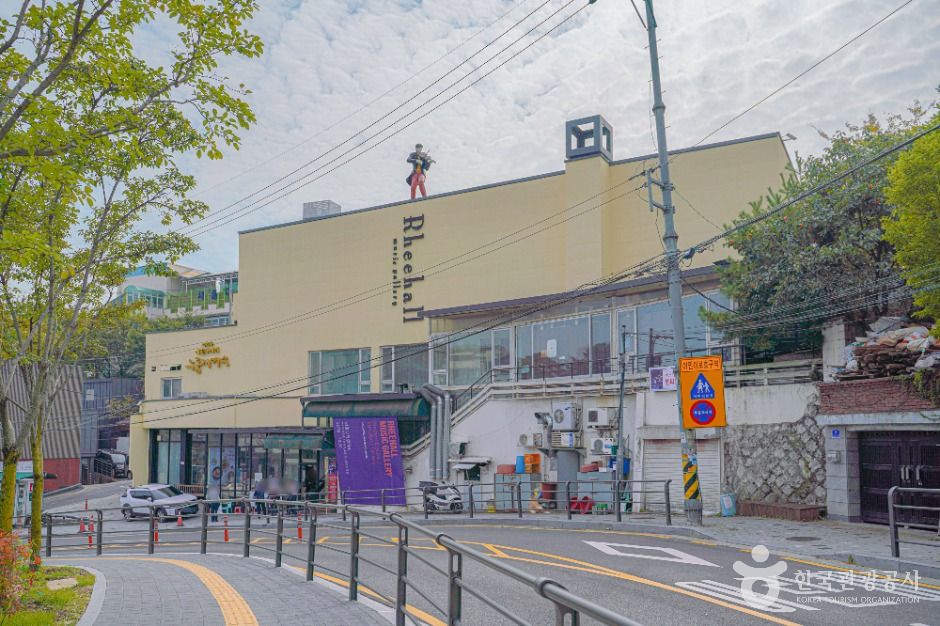 리홀뮤직갤러리 여행 추천 - 메고지고 리홀뮤직갤러리 여행 추천 - 메고지고
