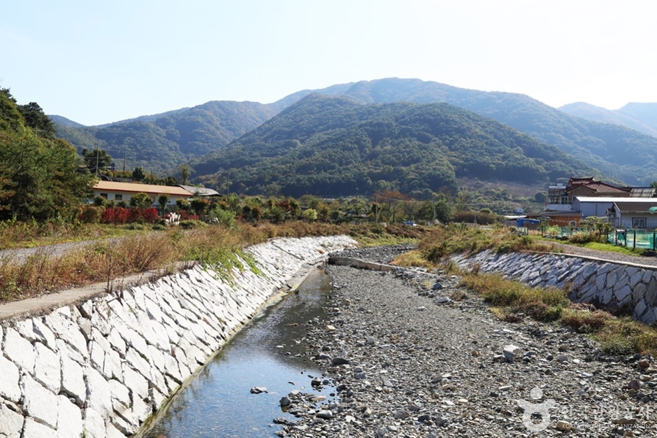 감천계곡 여행 추천 - 메고지고