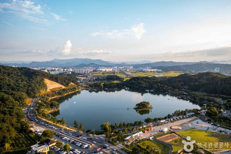 제천 의림지와 제림 여행 추천 - 메고지고