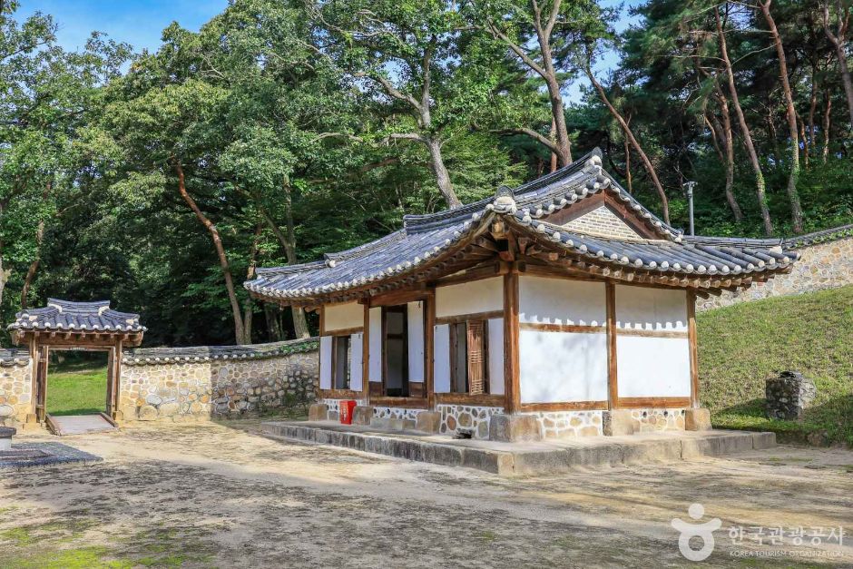 조선효종영릉재실 여행 추천 - 메고지고 조선효종영릉재실 여행 추천 - 메고지고
