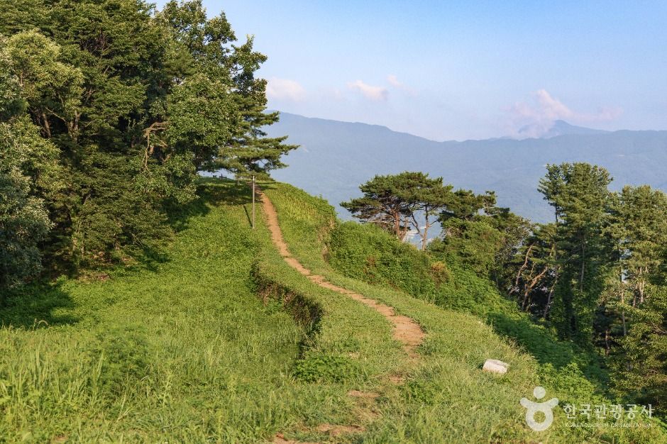 포천 반월성 여행 추천 - 메고지고 포천 반월성 여행 추천 - 메고지고
