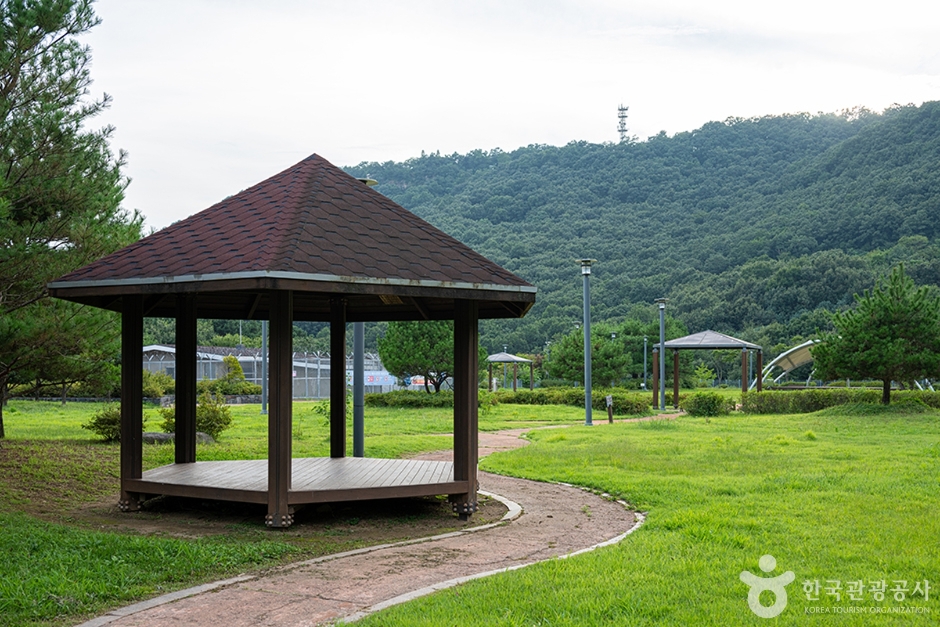 월롱시민공원 여행 추천 - 메고지고 월롱시민공원 여행 추천 - 메고지고