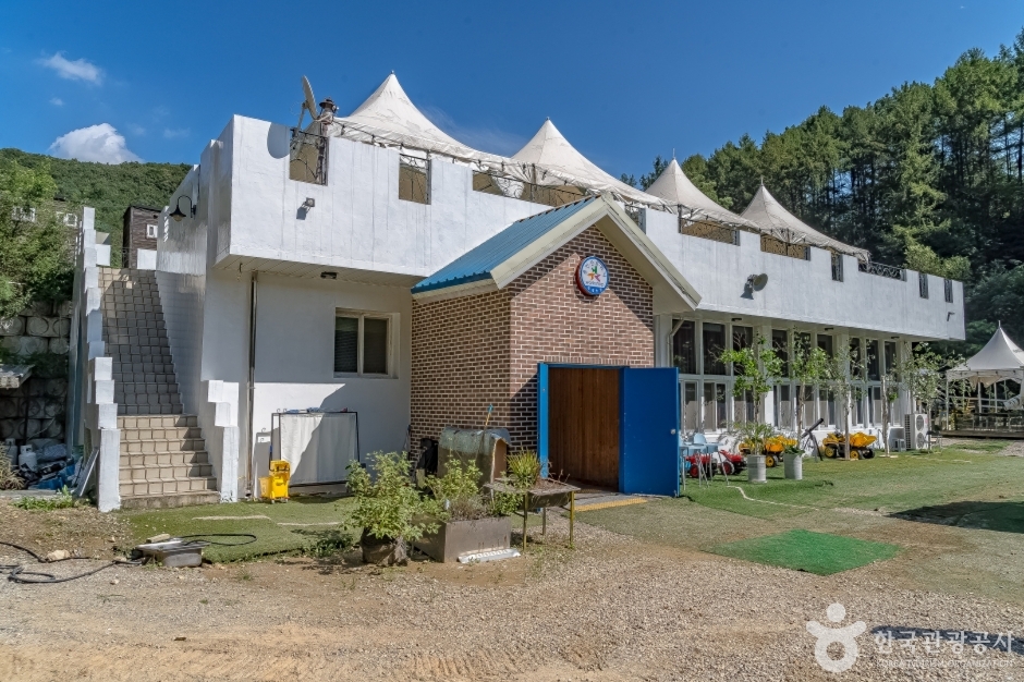 용인산토리니 여행 추천 - 메고지고 용인산토리니 여행 추천 - 메고지고