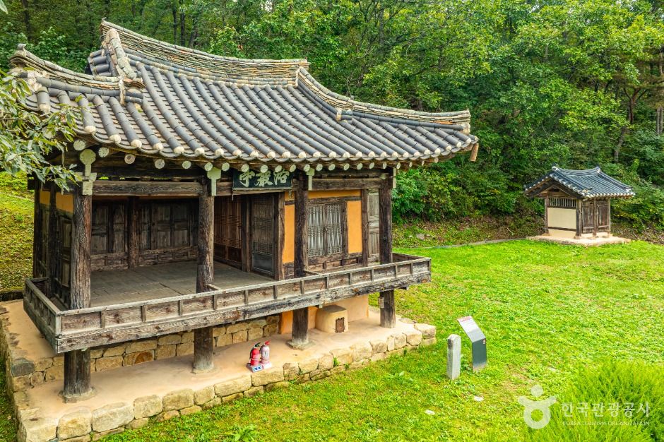 낙암정 여행 추천 - 메고지고 낙암정 여행 추천 - 메고지고
