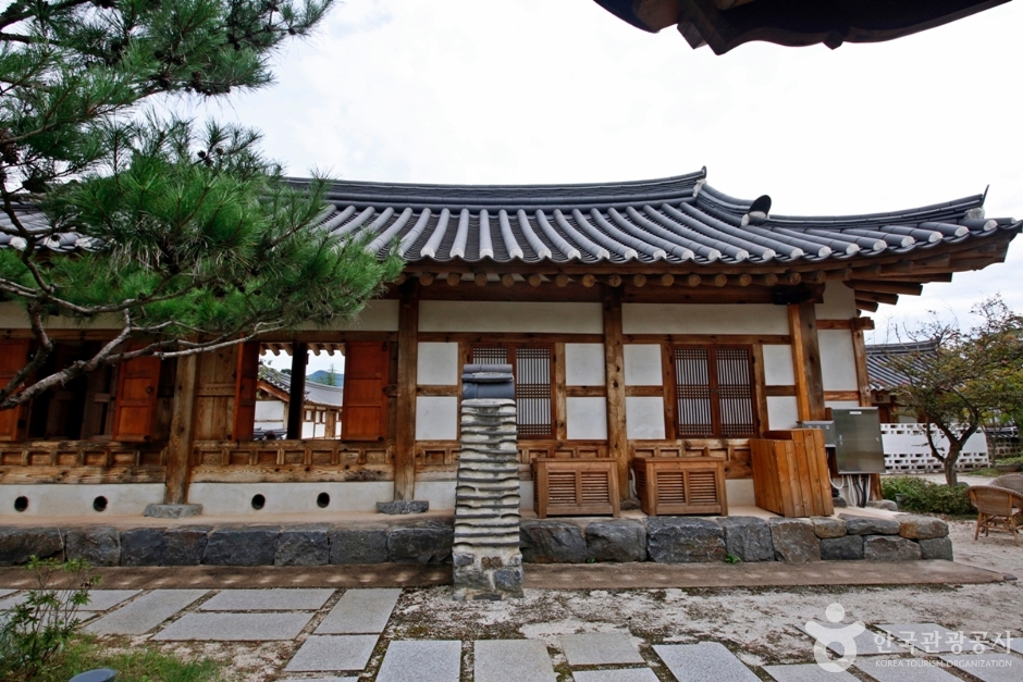 논산한옥마을 여행 추천 - 메고지고 논산한옥마을 여행 추천 - 메고지고