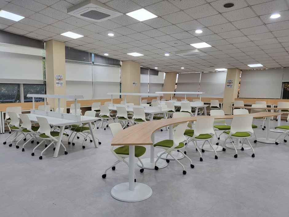 금천구립금나래도서관 여행 추천 - 메고지고