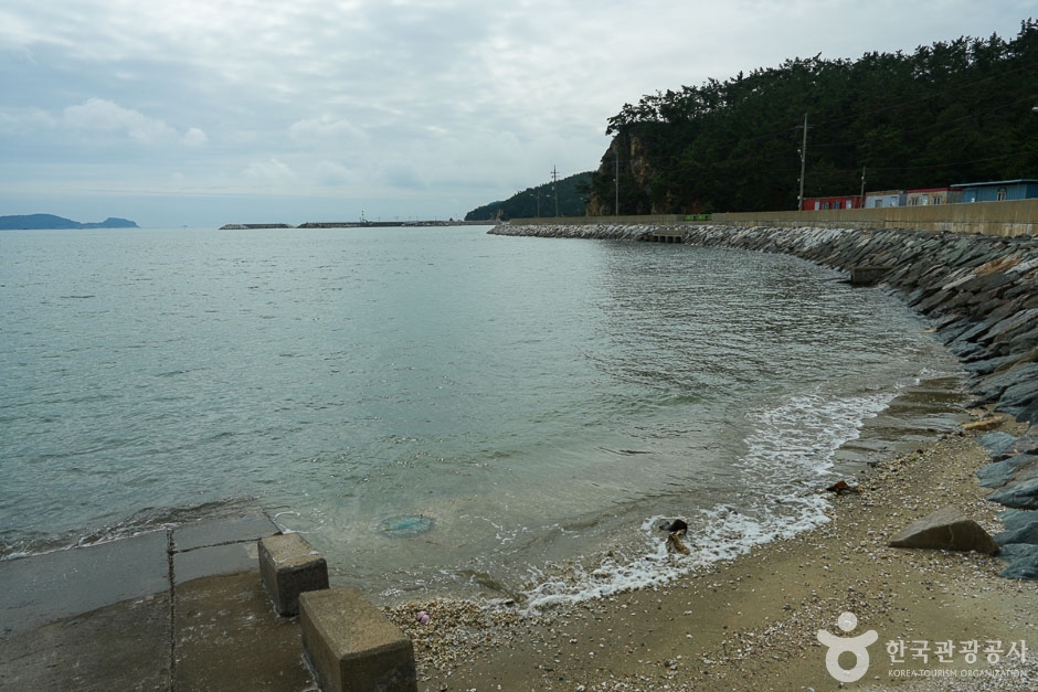 통개 해수욕장 여행 추천 - 메고지고
