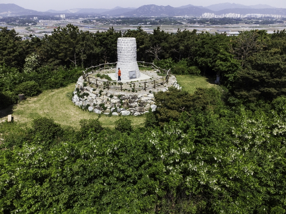 철마산 3.1공원 여행 추천 - 메고지고 철마산 3.1공원 여행 추천 - 메고지고