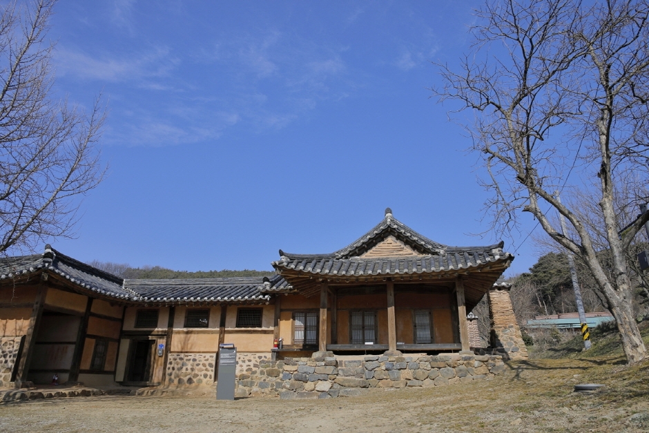 홍성 노은리 고택 여행 추천 - 메고지고 홍성 노은리 고택 여행 추천 - 메고지고