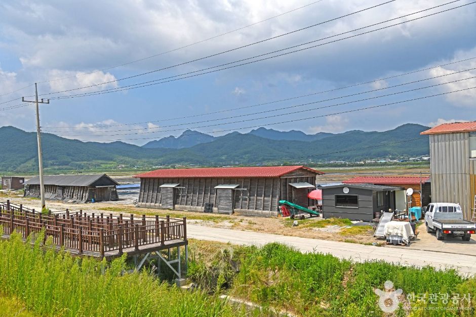 곰소염전 여행 추천 - 메고지고