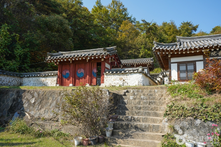 창렬서원 여행 추천 - 메고지고