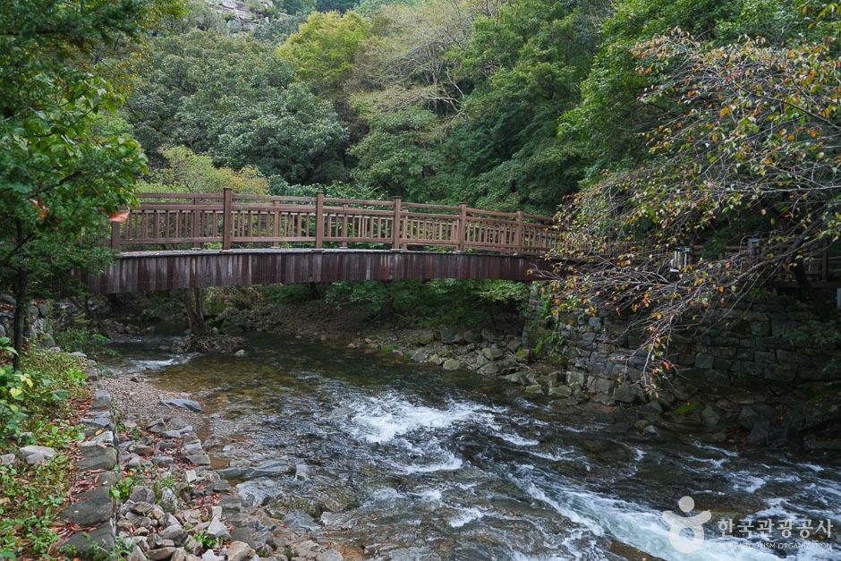 용현계곡 여행 추천 - 메고지고 용현계곡 여행 추천 - 메고지고