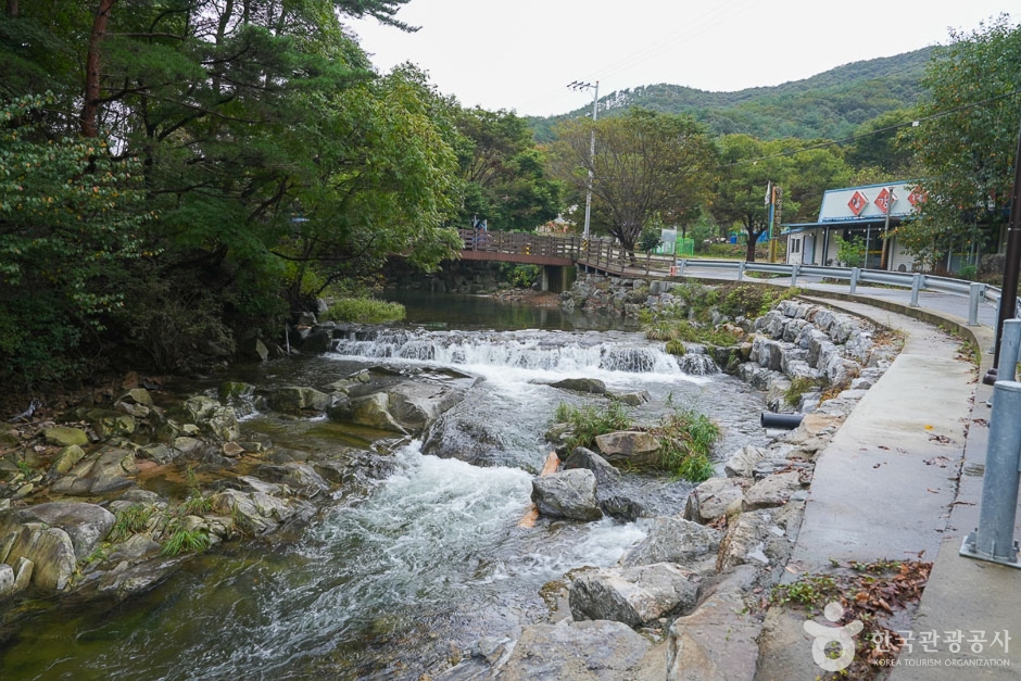 용현계곡 여행 추천 - 메고지고 용현계곡 여행 추천 - 메고지고