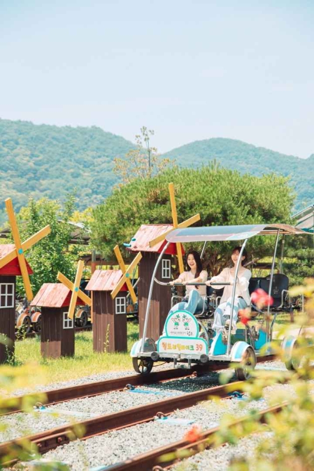 청도 레일바이크 여행 추천 - 메고지고 청도 레일바이크 여행 추천 - 메고지고