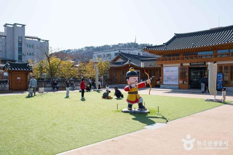 정조테마공연장 여행 추천 - 메고지고 정조테마공연장 여행 추천 - 메고지고