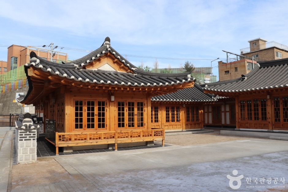 명원박물관 여행 추천 - 메고지고 명원박물관 여행 추천 - 메고지고