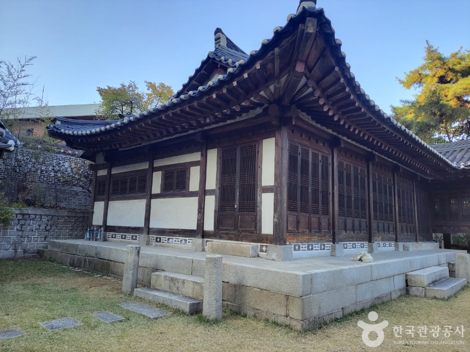 이종석별장 여행 추천 - 메고지고 이종석별장 여행 추천 - 메고지고