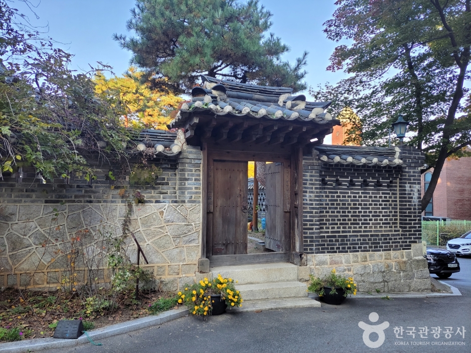 이종석별장 여행 추천 - 메고지고 이종석별장 여행 추천 - 메고지고