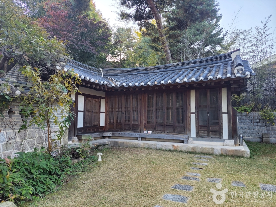 이종석별장 여행 추천 - 메고지고 이종석별장 여행 추천 - 메고지고