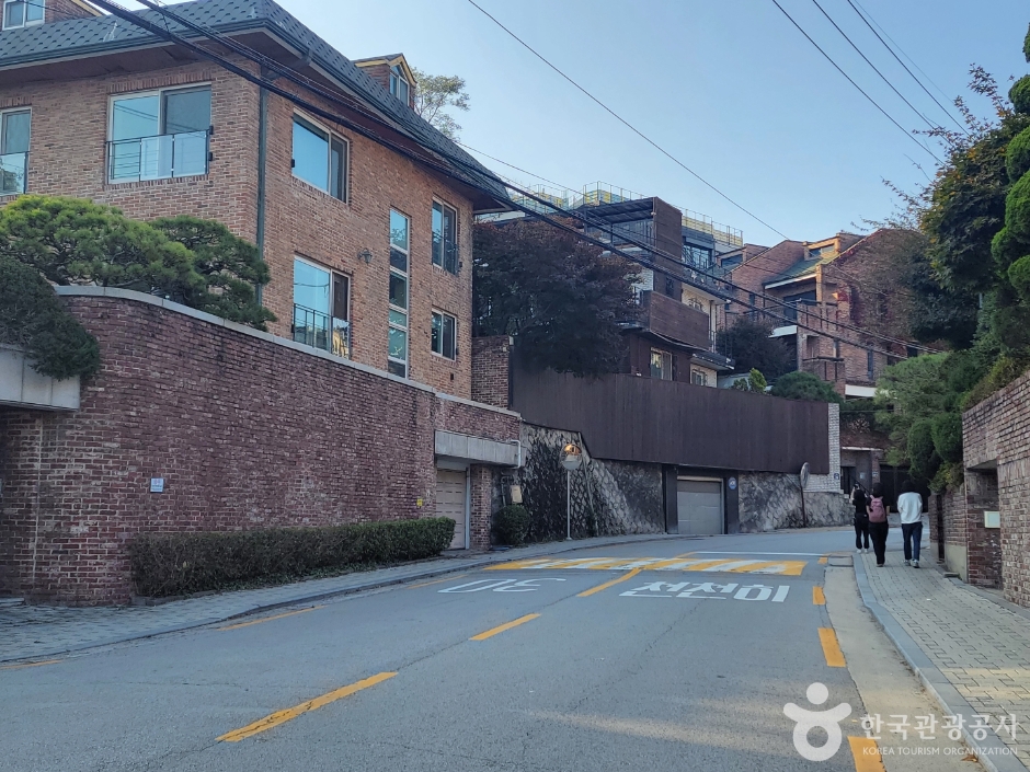 성북동고택북촌산책길 여행 추천 - 메고지고 성북동고택북촌산책길 여행 추천 - 메고지고