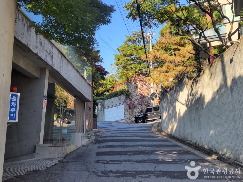 성북동고택북촌산책길 여행 추천 - 메고지고 성북동고택북촌산책길 여행 추천 - 메고지고