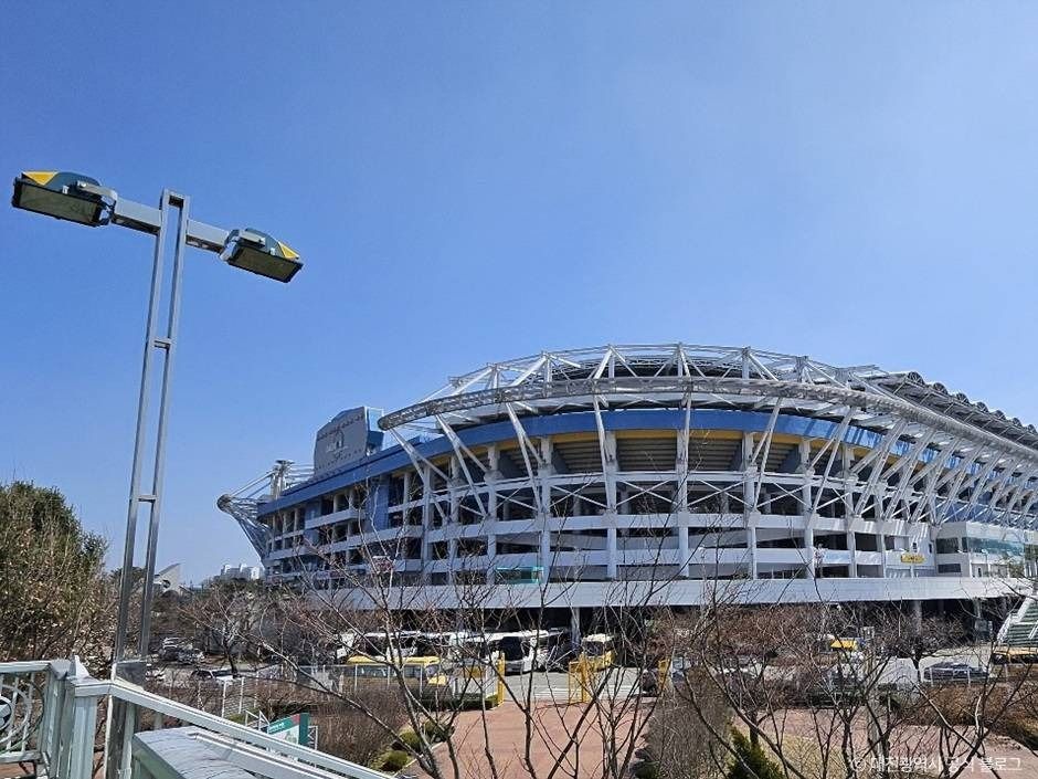 대전월드컵경기장 여행 추천 - 메고지고 대전월드컵경기장 여행 추천 - 메고지고