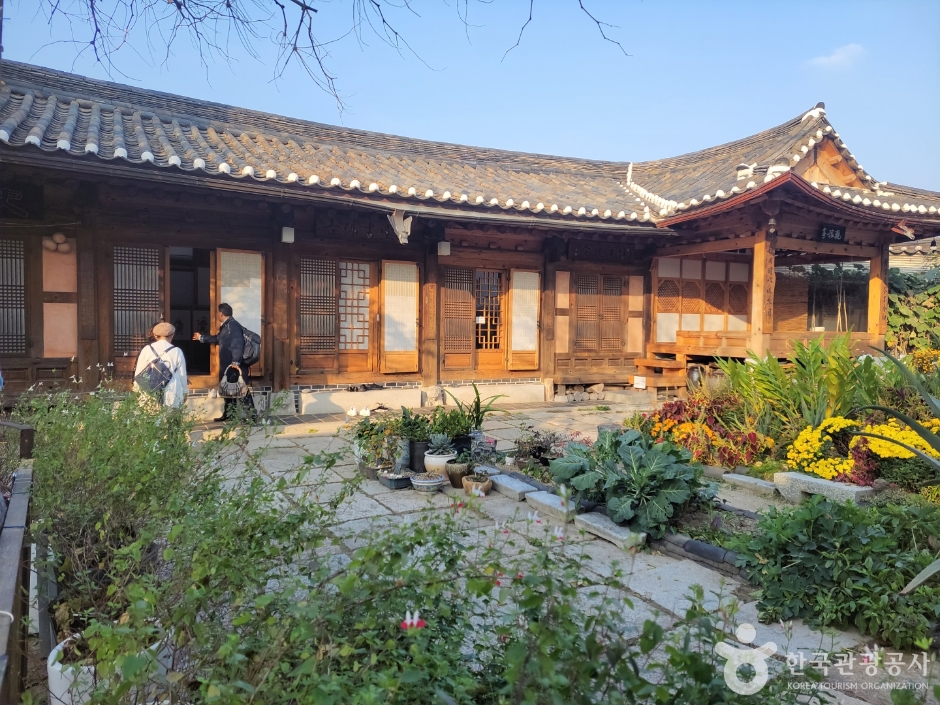 북촌동양문화박물관 여행 추천 - 메고지고 북촌동양문화박물관 여행 추천 - 메고지고