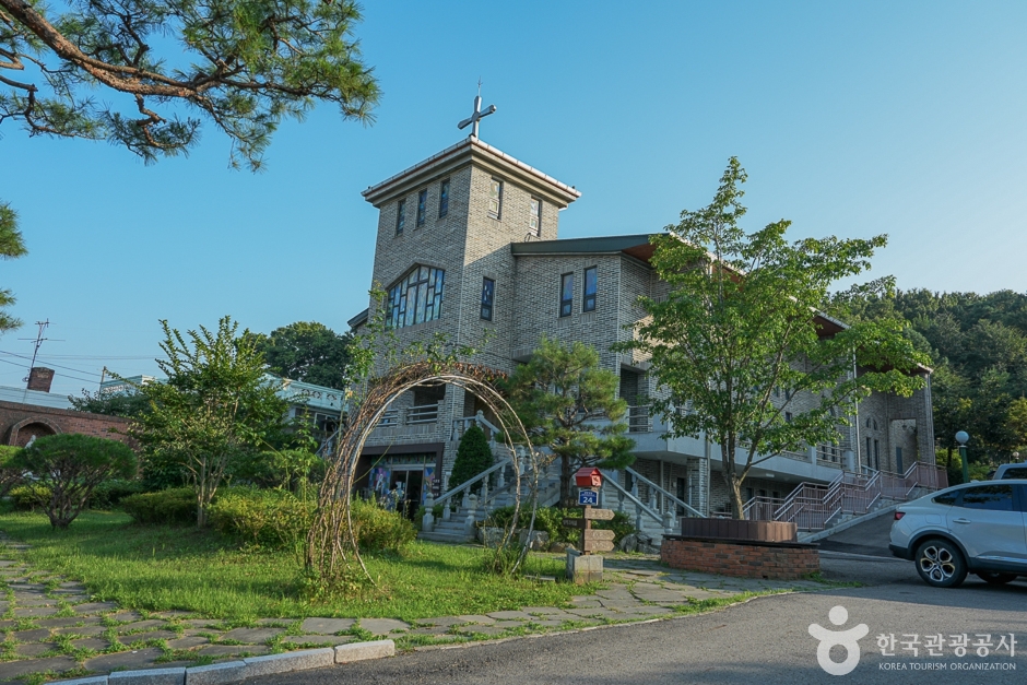 온수성당 여행 추천 - 메고지고